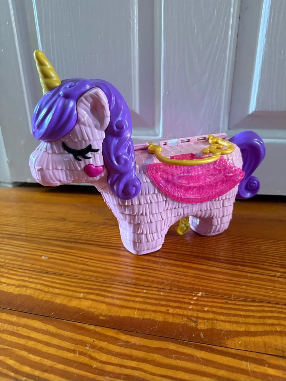Unicorn Polly Pocket Playset